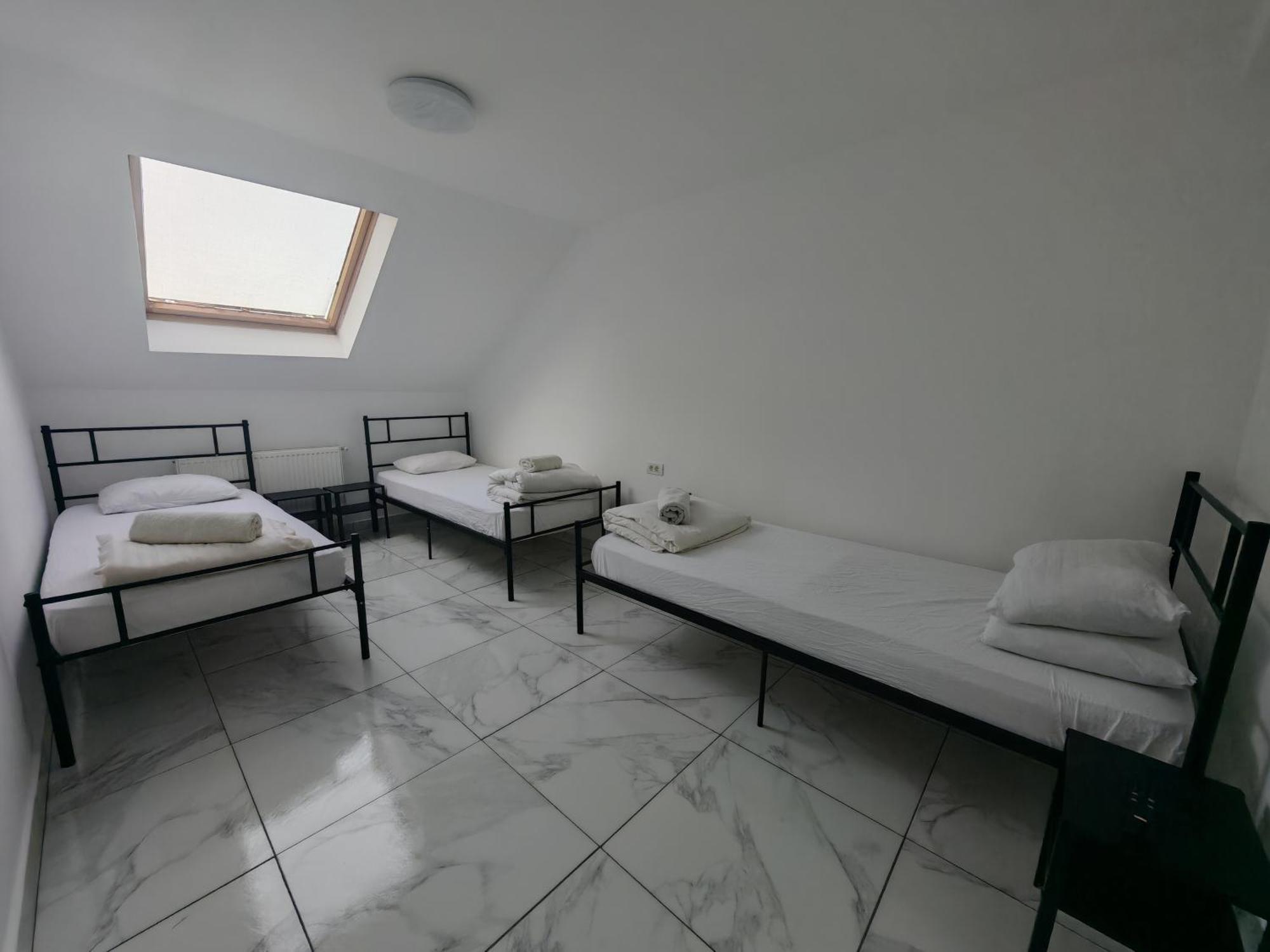 Z Villa Bucharest Exterior photo